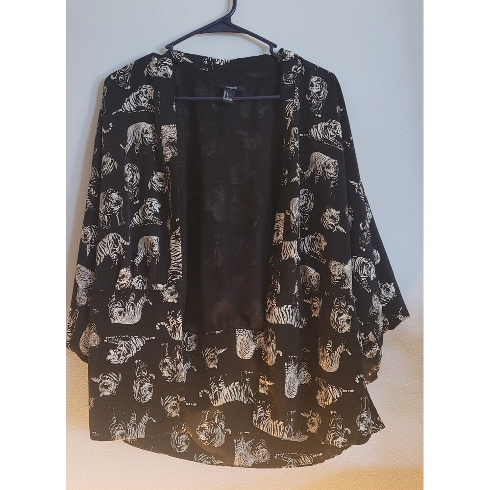 Womens Forever 21 shirt